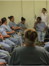 Acompanhantes recebem atenção psicológica no Hospital César Cals
