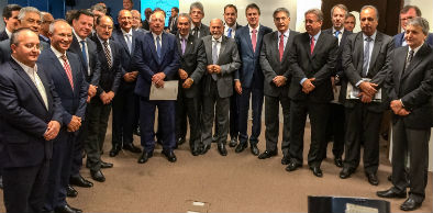Camilo se reúne com 14 governadores e empresários em são paulo - governo do estado do ceará