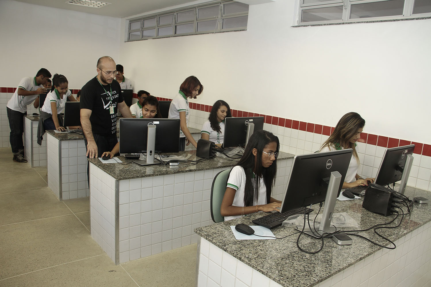 Fotos da Escola de Educação Profissional - Barro/CE