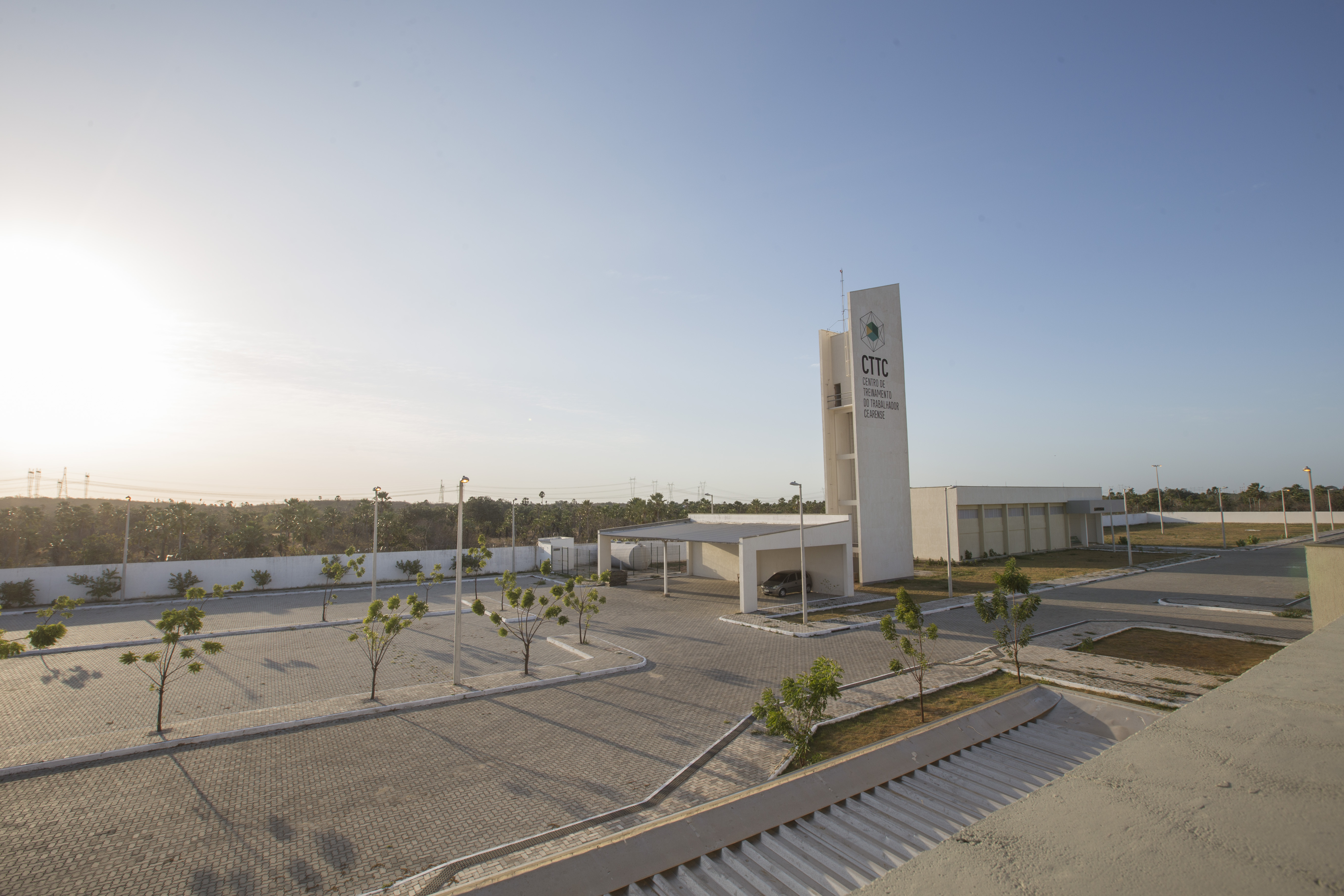 O Centro de Treinamento do Trabalhador Cearense (CTTC) Lauro de Oliveira Lima, em Caucaia, é importante equipamento de promoção da qualificação profissional para o Complexo Industrial e Portuário do Pecém. Foto: Tiago Stille