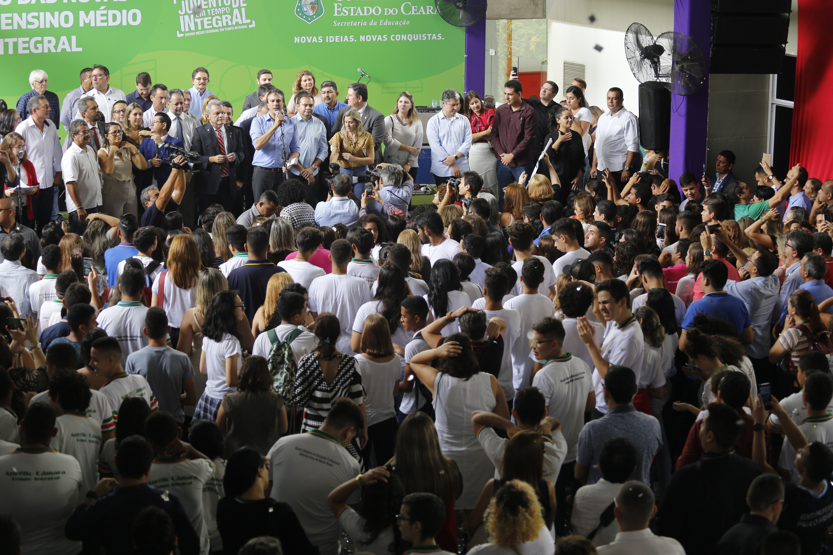 Governo do Ceará anuncia a implantação de 22 novas escolas em tempo integral