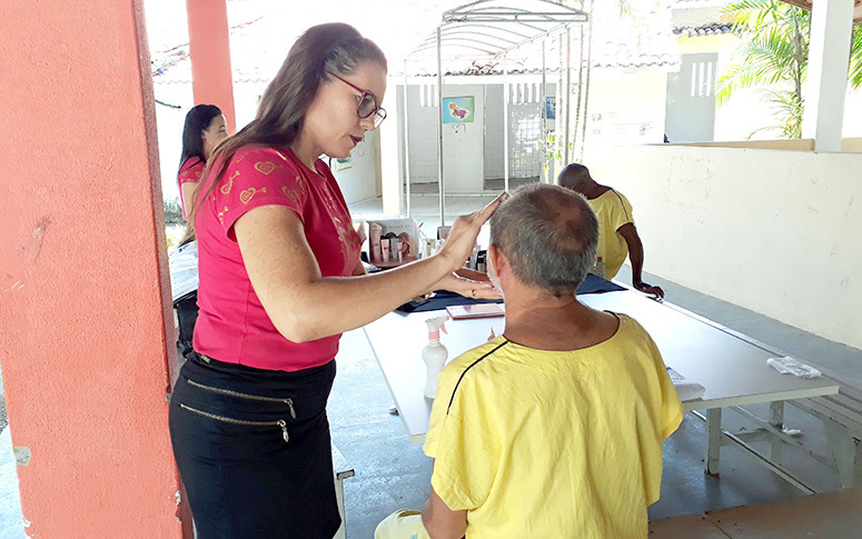 Terapia ocupacional estimula autocuidado entre pacientes e colaboradores