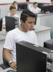 Maior rede pública do Brasil, Cinturão Digital gera empregos e conecta serviços para mais de 90% da população urbana cearense