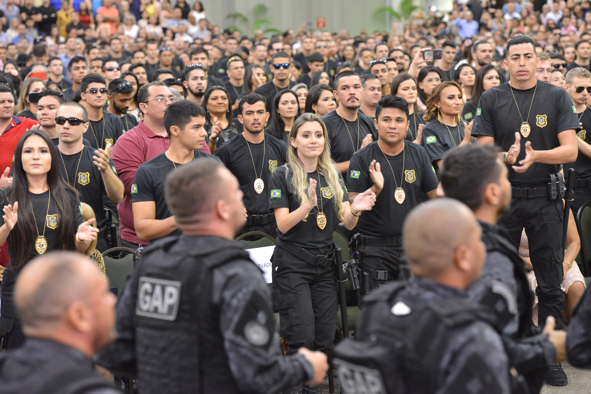 agentes penitenciários