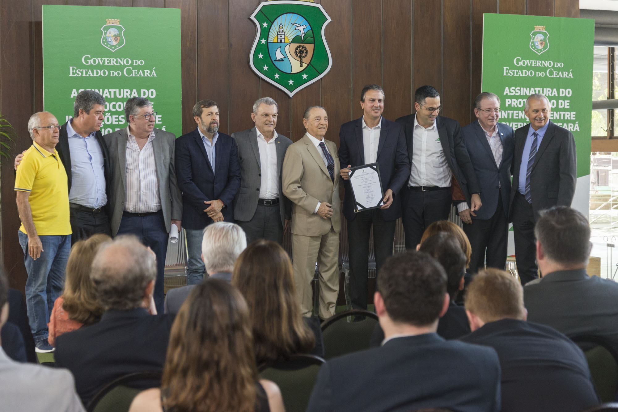 Governo do Ceará e Klabin assinam protocolo para instalação de fábrica em Horizonte