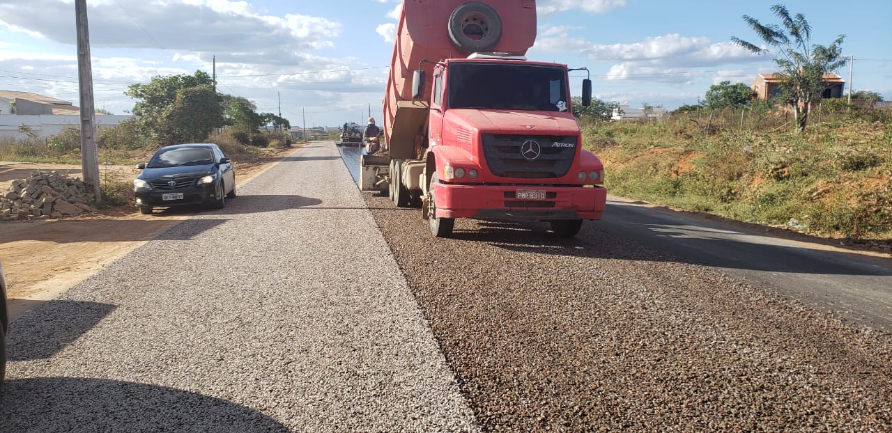 Estradas nas divisas com o Piauí e o Rio Grande do Norte somam 76 km de melhorias