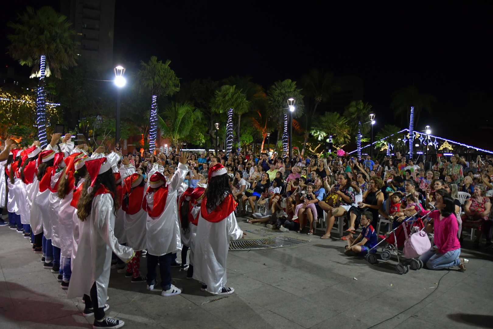 Natal de Luz na Praça Luíza Távora