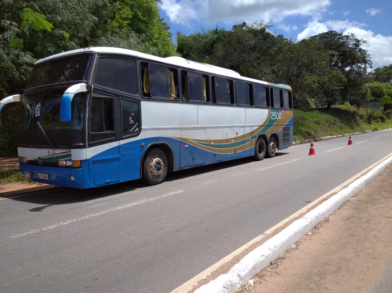 Ônibus clandestino vindo de São Paulo