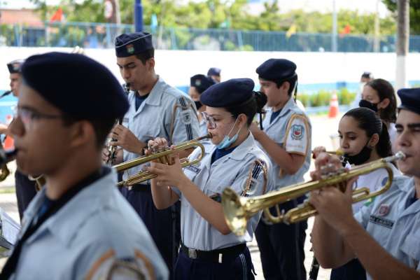 Estudante de Colégio da PMCE é selecionada para grupo seleto do