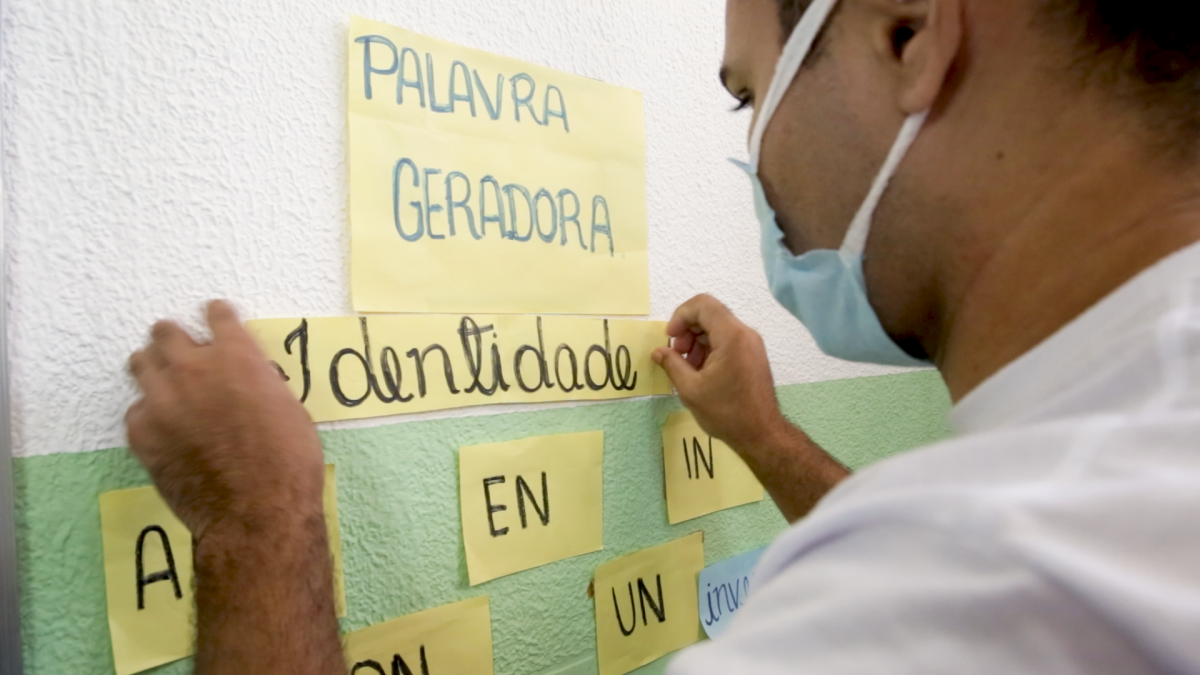 Alfabetização qual letra comeca mercado - Recursos de ensino