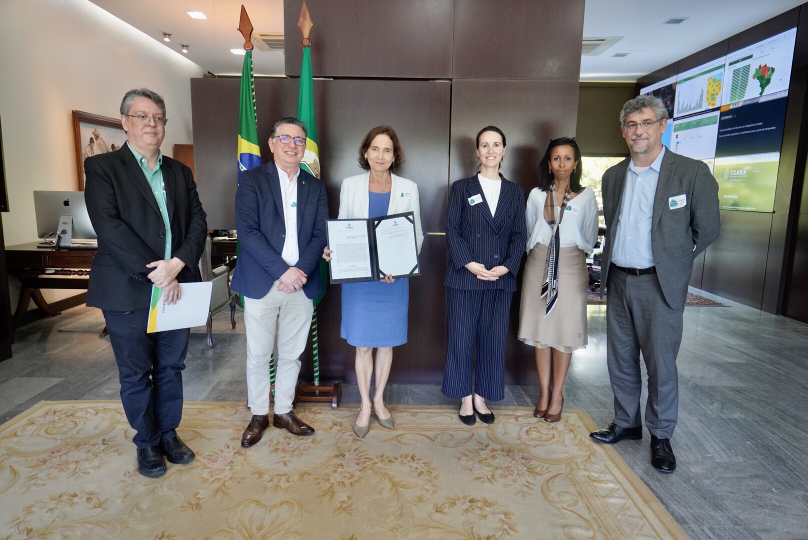 Hidrógeno verde: en reunión con el Banco Mundial, Izolda Cela firma el plan Ceará Verde