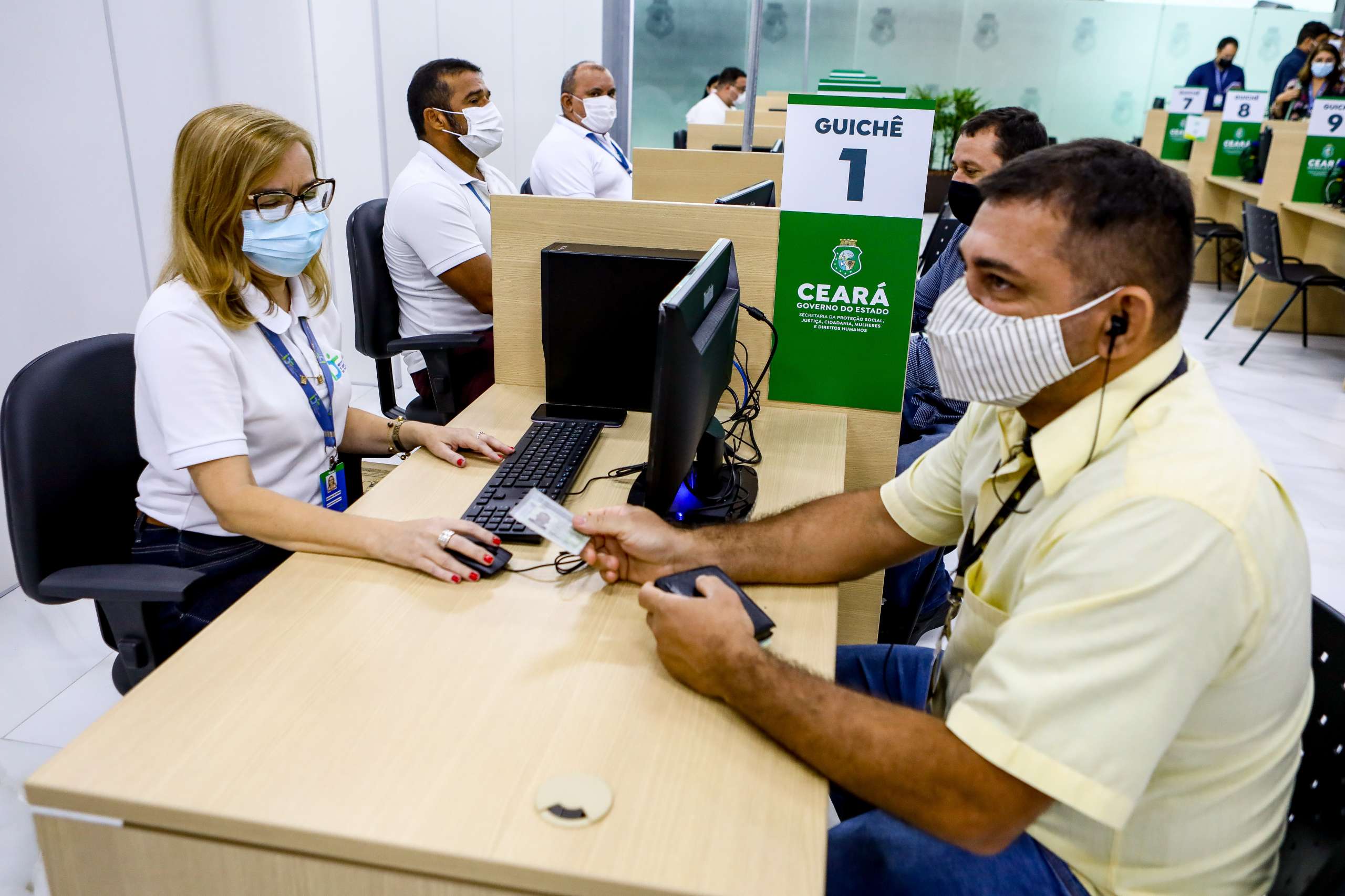 Casa do cidadão iguatemi passa a ofertar serviços da amc - governo do estado do ceará