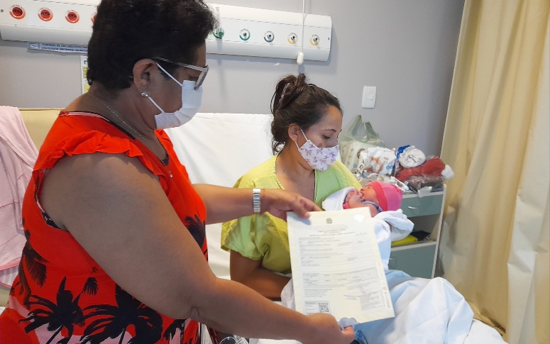 Sobral e Sertão Central: hospitais regionais ofertam serviço de registro  civil para recém-nascidos - Governo do Estado do Ceará