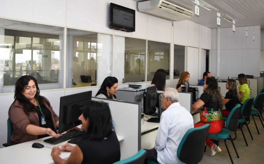 Governo do Ceará antecipa feriado do Dia do Servidor Público para 24 de outubro - Governo do Estado do Ceará Governo do Ceará antecipa feriado do Dia do Servidor Público para 24 de outubro - Governo do Estado do Ceará