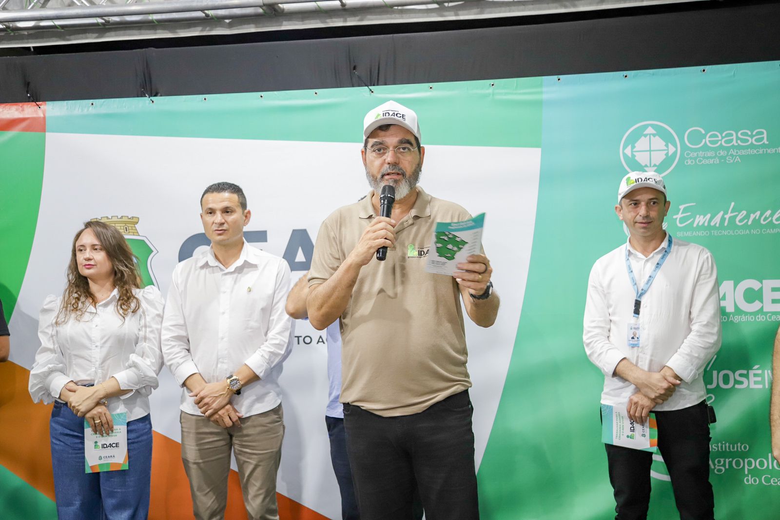 Entrega de imóvel e aquisição de terras foram os destaques do Idace em  julho - Instituto do Desenvolvimento Agrário do Ceará