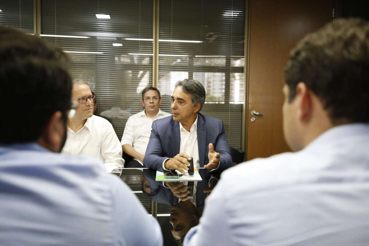 Governo do Ceará assina memorando com maior empresa de contact center do  Brasil, líder de empregos no município de Juazeiro do Norte - Governo do  Estado do Ceará