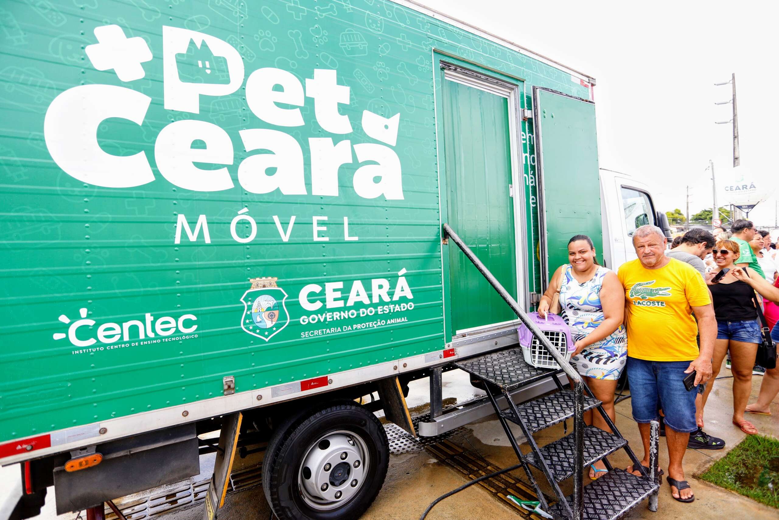 Pet Ceará Móvel, entregue nesta sexta (3), oferece serviços veterinários de forma gratuita