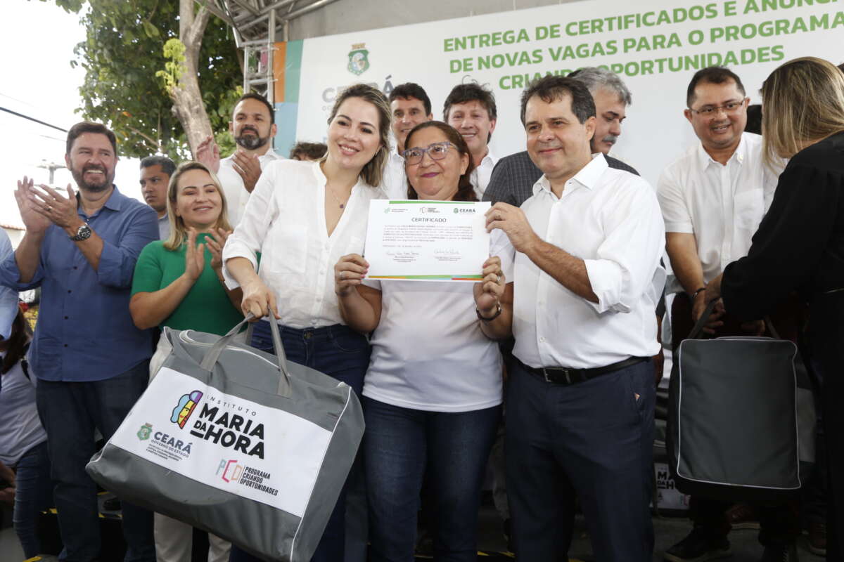 Governo do Ceará seleciona primeiros profissionais pelo Programa