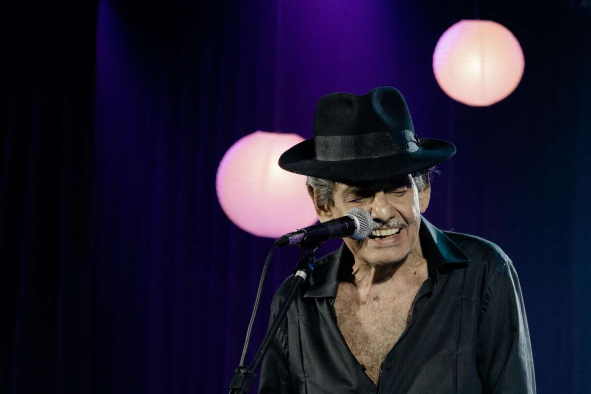 Rodger Rogério comemora 80 anos com show especial no Cineteatro São ...