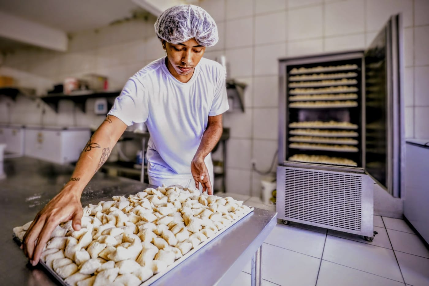 Com mais de 10.500 novos postos de trabalho, geração de empregos no Ceará cresce em todos os setores em setembro