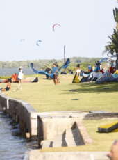 “Melhor lugar do mundo”: Ceará se consolida como destino global para a prática do kitesurfe