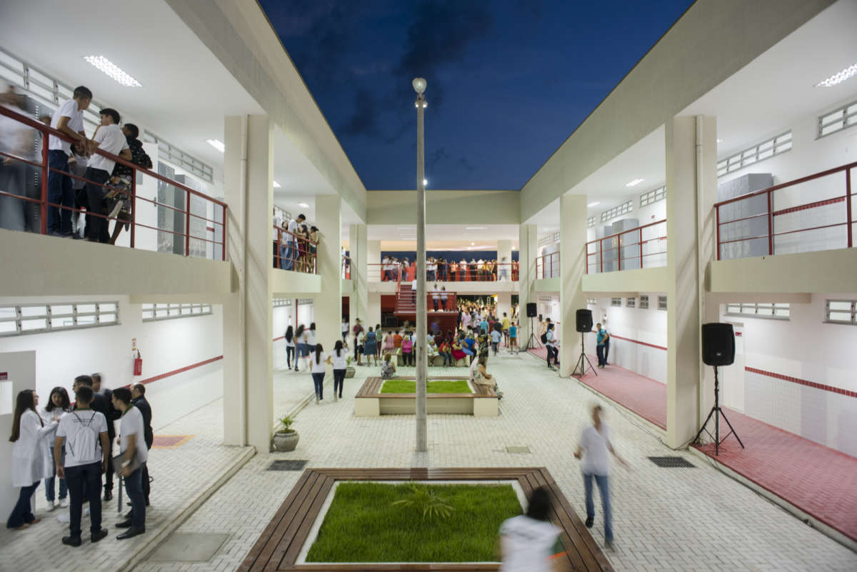 Governo do Ceará celebra início do ano letivo da rede estadual com inauguração da escola Paulo Ayrton, em Fortaleza