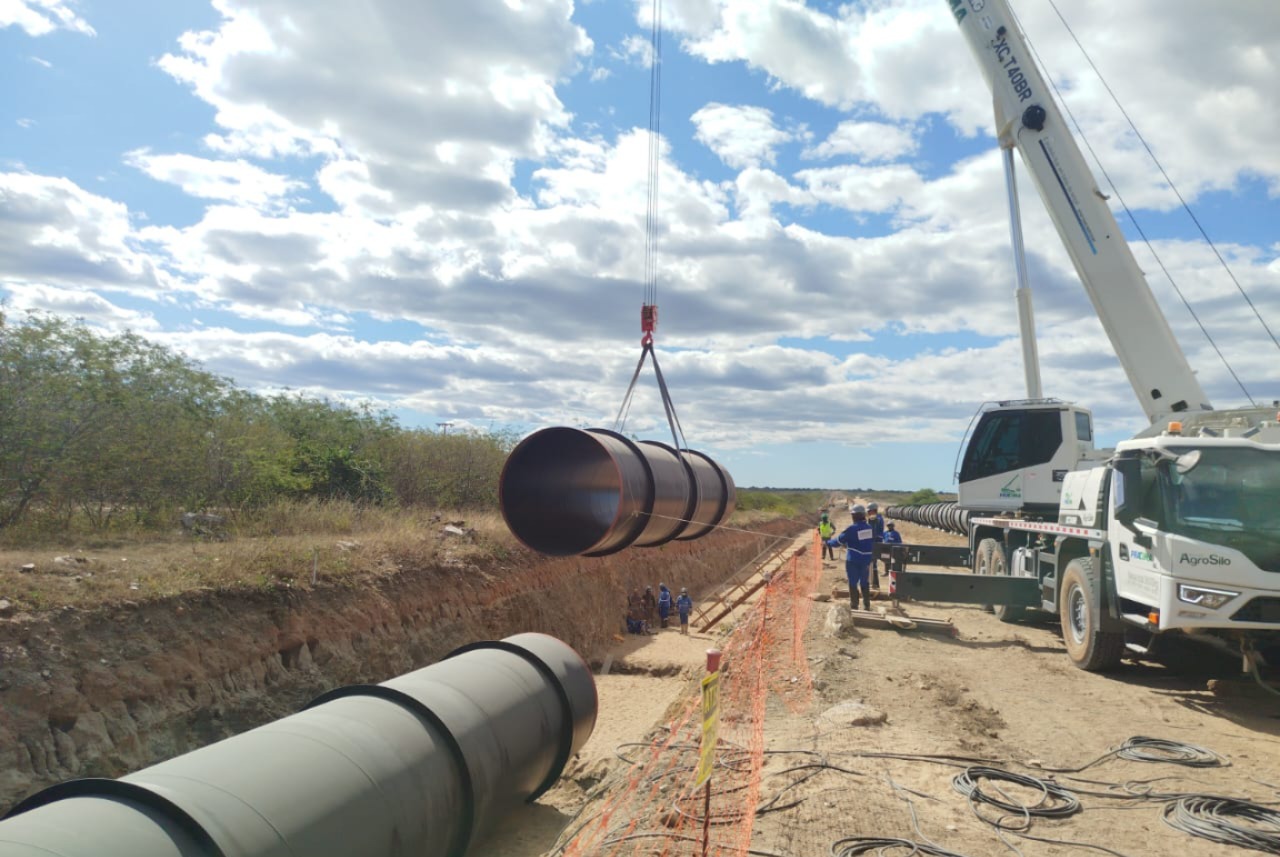 Governo do Ceará e BNDES assinam acordo de R$ 622 milhões para duplicação do Eixão das Águas
