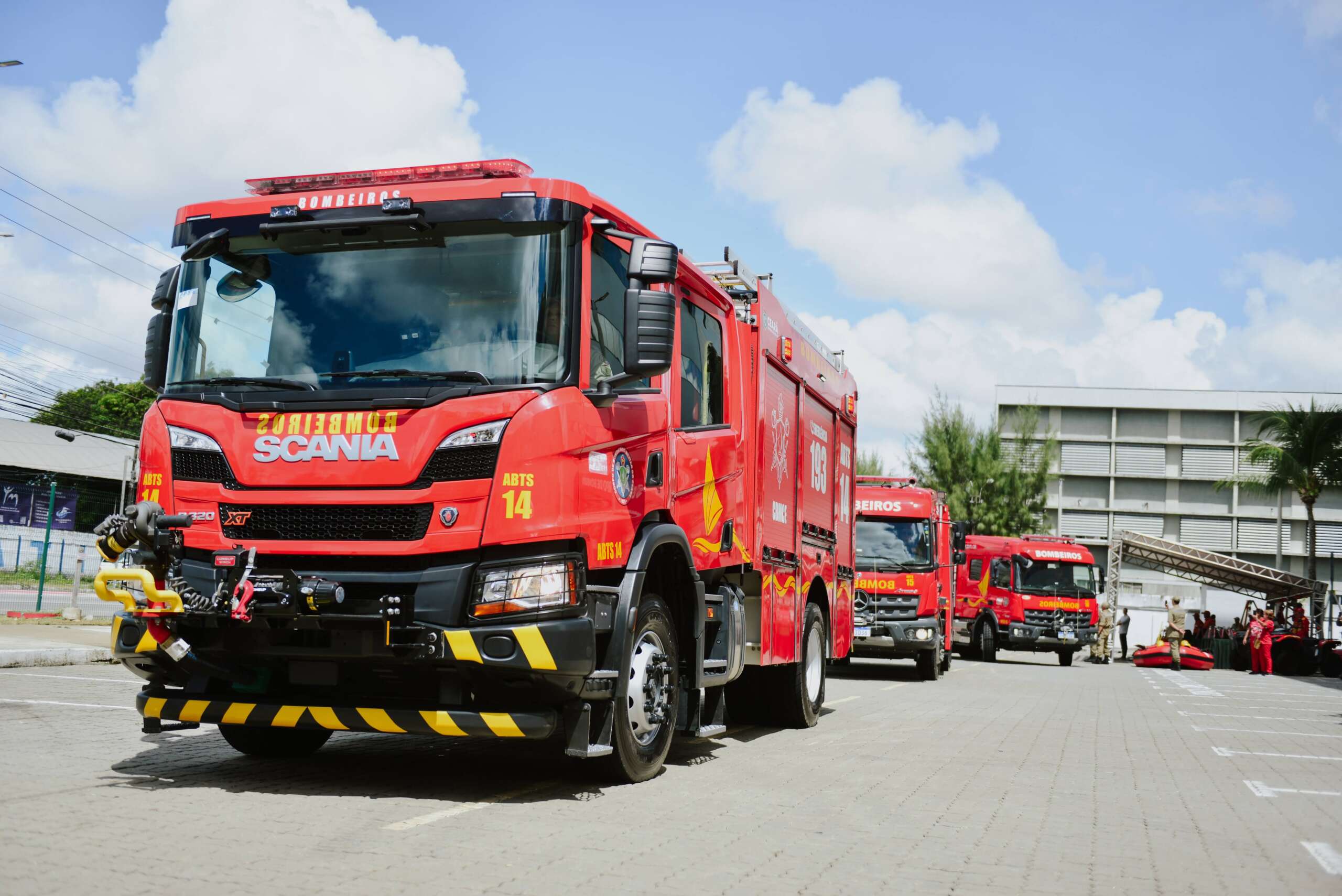 Corpo de Bombeiros recebe 11 viaturas e mais de 5 mil equipamentos para reforçar o trabalho