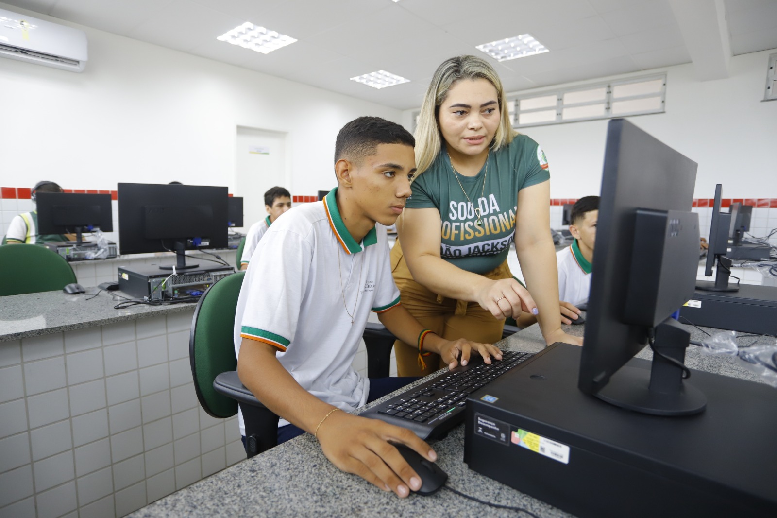 Precatórios do Fundef: 5ª parcela começa a ser paga a mais de 50 mil professores da rede estadual